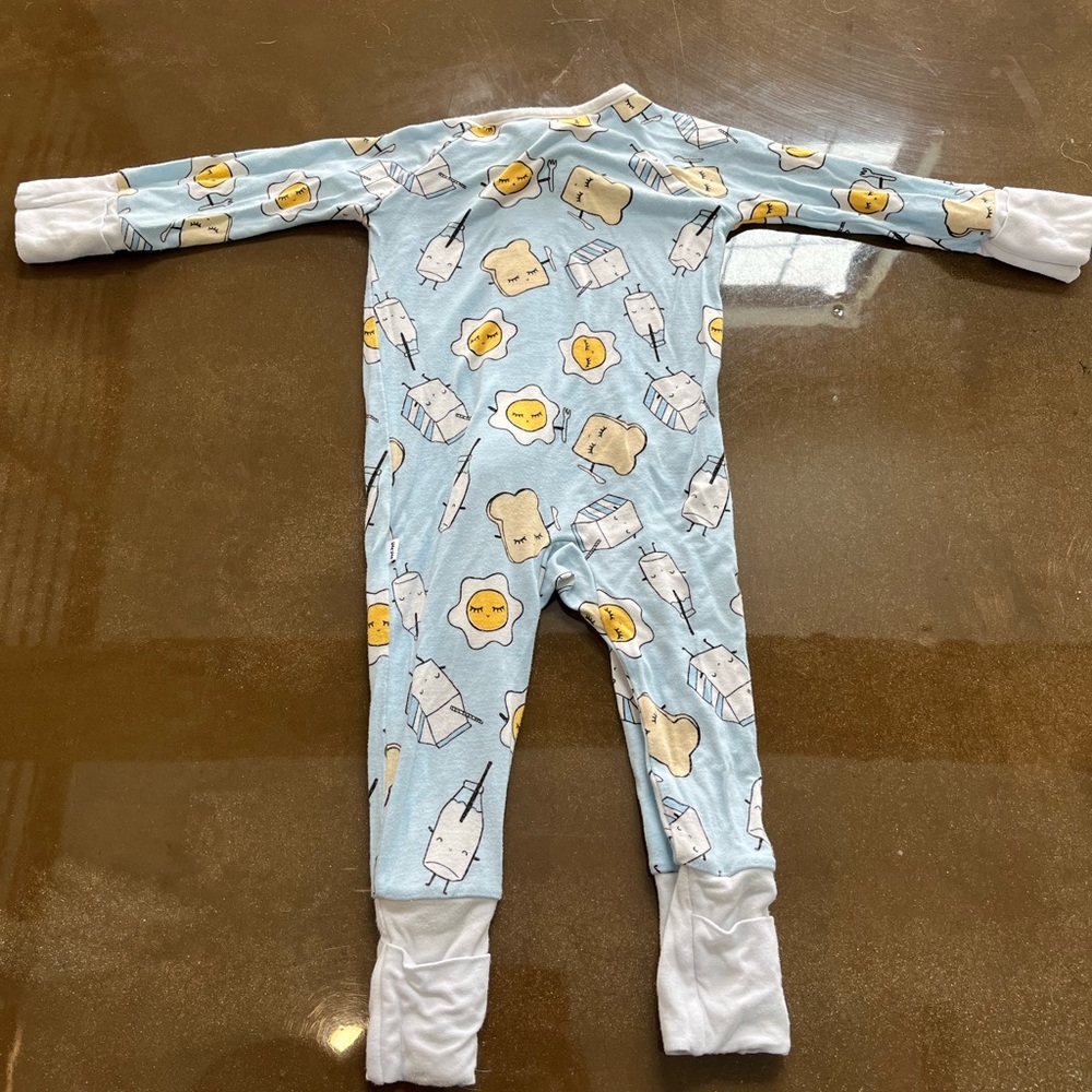 Little sleepies zippy breakfast with buddies 0-3